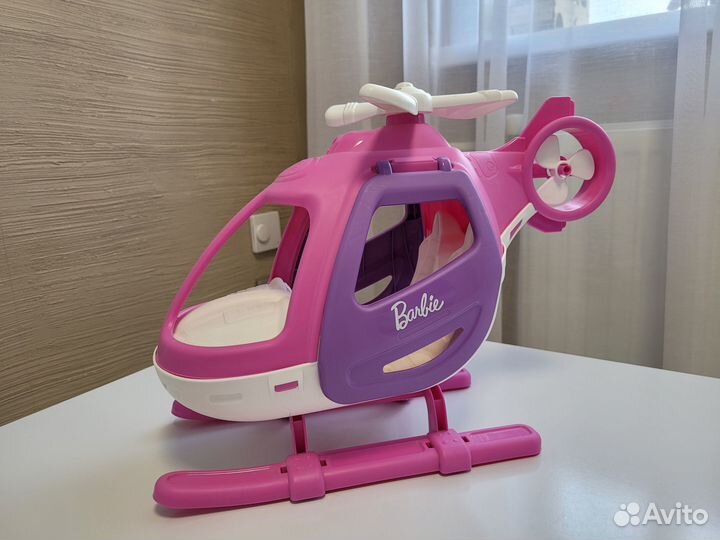 Кукла барби с одеждой и мебелью