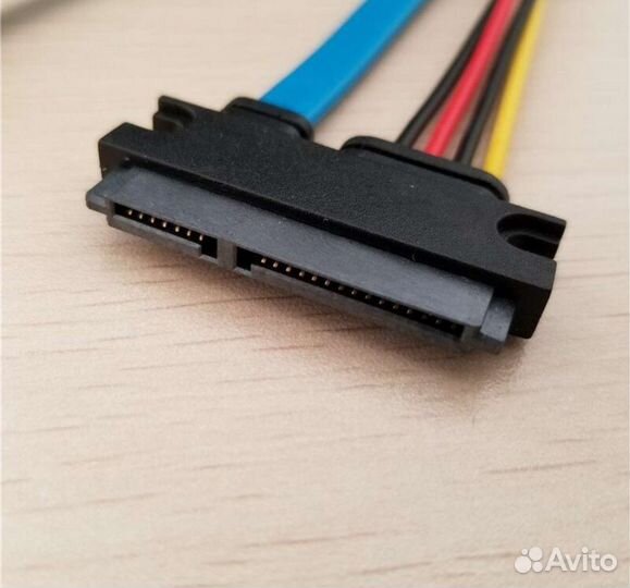 Кабель SATA 3.0 - 22
