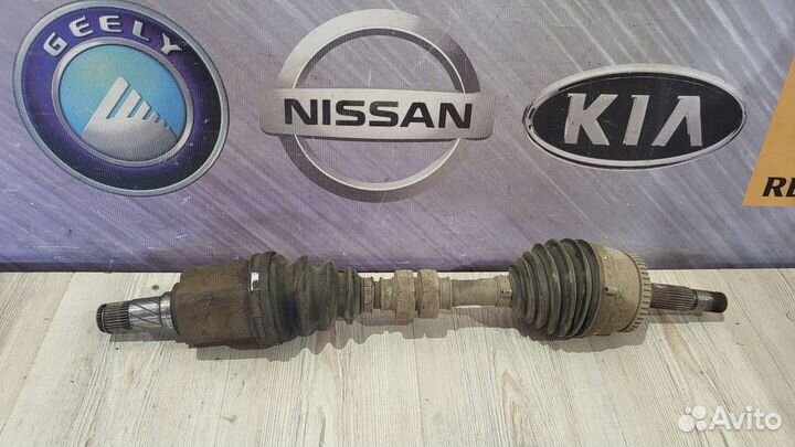 Привод подвески колеса Nissan primera P12 Лев