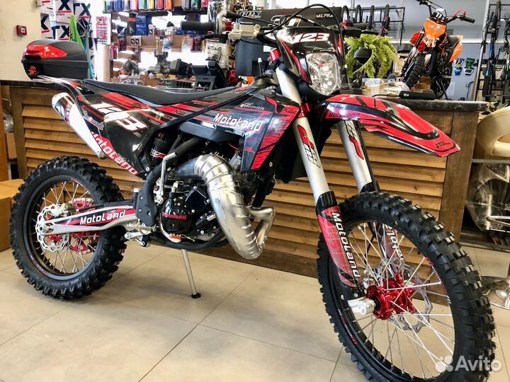 Мотоцикл Кросс Motoland XT 250 ST 1E66MM 2-stroke