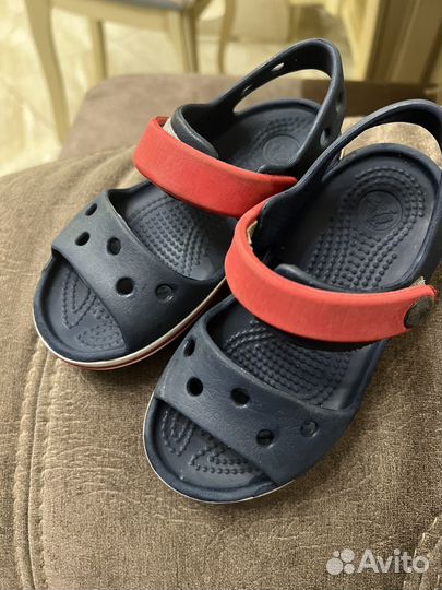 Сандалии crocs c9