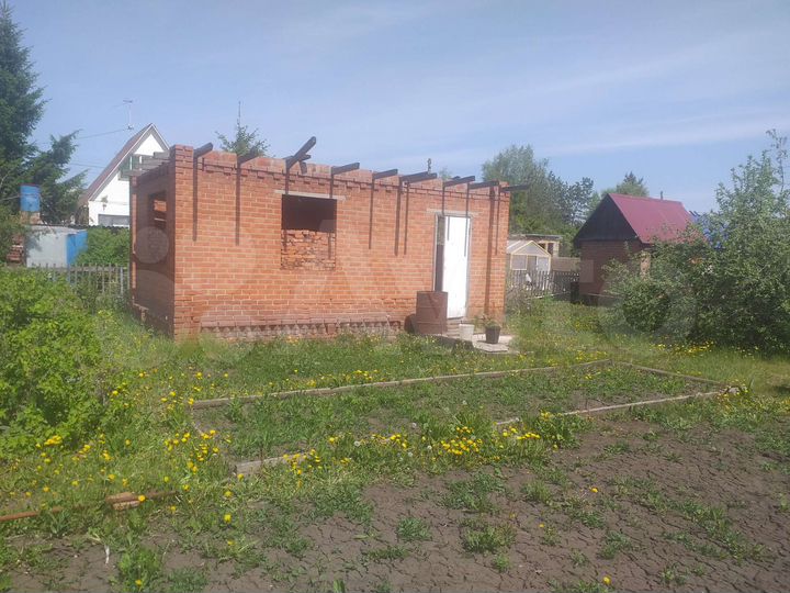 Дача 24 м² на участке 5 сот.