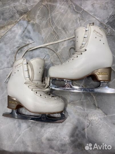 Фигурные коньки edea overture 200