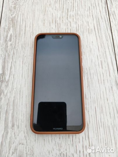 HUAWEI P20 Lite, 4/64 ГБ