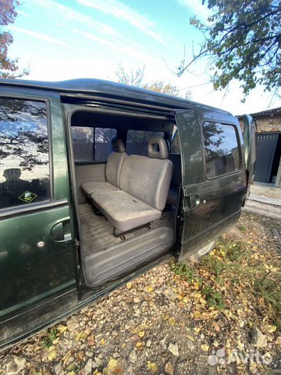 Nissan Vanette Cargo 2.2 МТ, 1996, 82 072 км