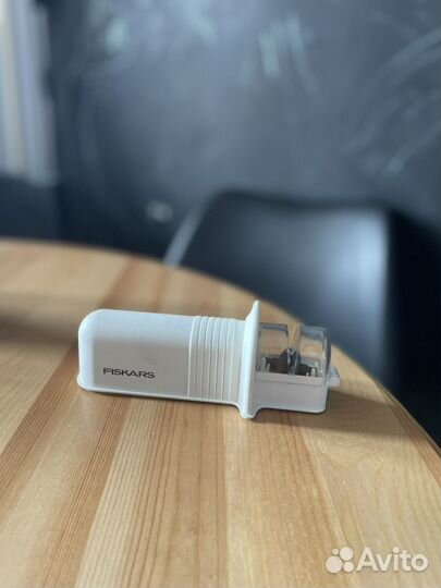 Точилка для ножей Fiskars