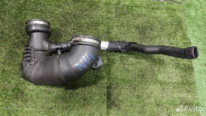 Патрубок воздушного фильтра Mercedes Benz E-class