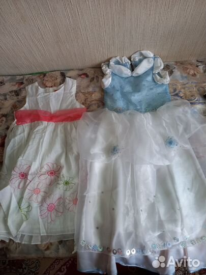 Платья нарядные и повседневные,рост 116,122