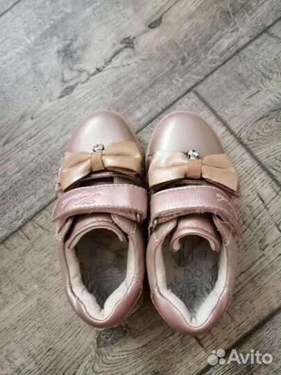 Полуботинки для девочки 25 размера