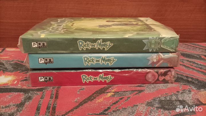 1-й и 2-й том комиксов Рик и Морти