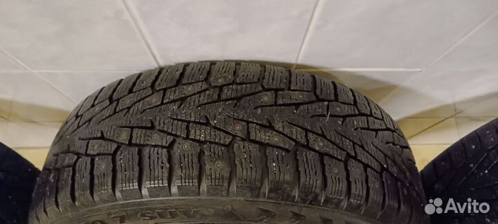 Nokian Tyres Hakkapeliitta 7 SUV 225/65 R17 106T