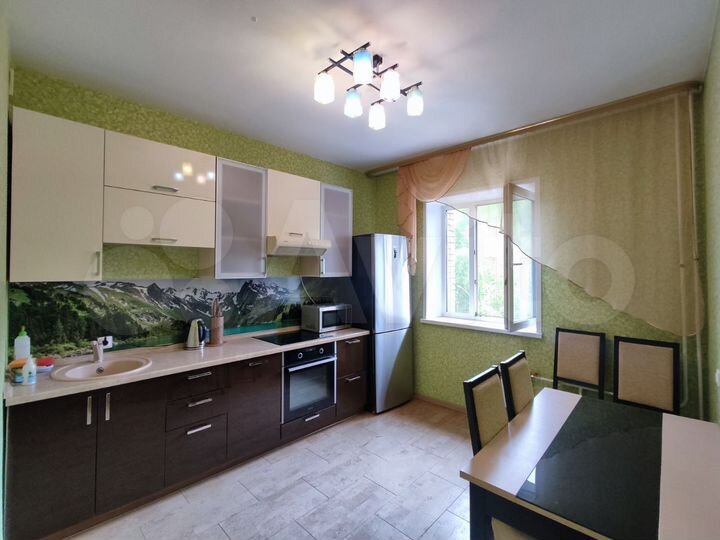 1-к. квартира, 42 м², 4/9 эт.