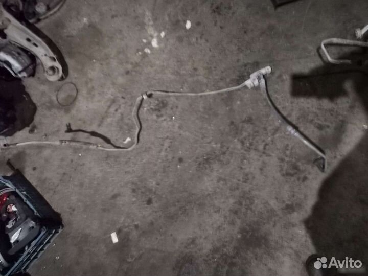 Трубки кондиционера и гура Peugeot 407