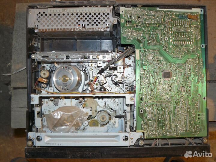 Видеомагнитофоны на запчасти