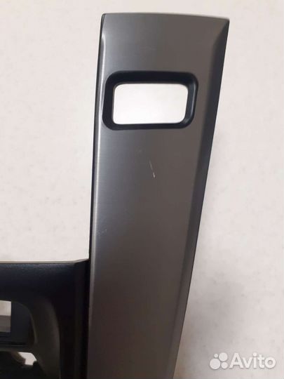 Центральная накладка Lexus RX 300, 2003