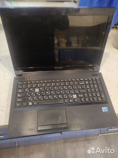 Lenovo B570е