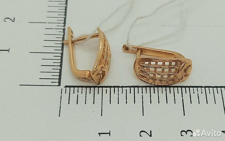 Золотые серьги