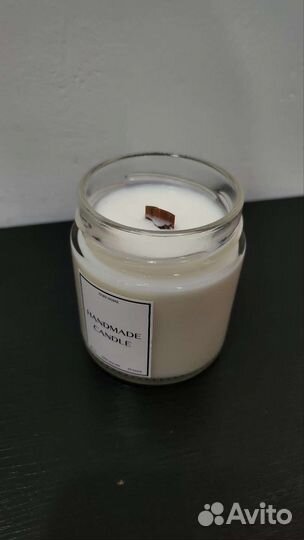 Свеча ароматическая с деревянным фитилем