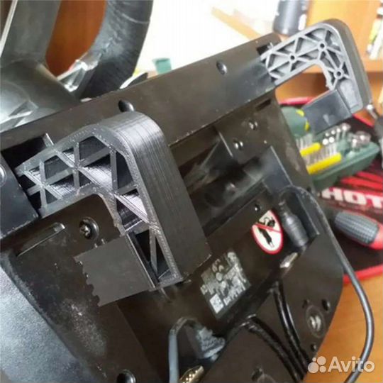 Струбцина Logitech G25 G27 G29 G920