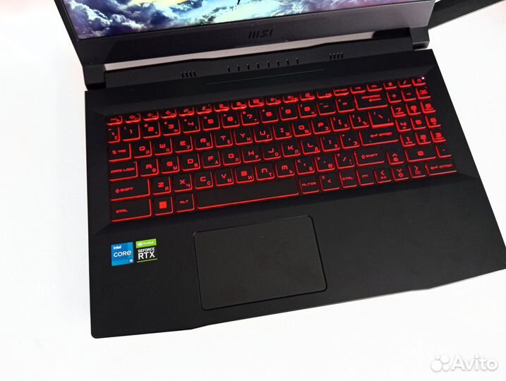 Игровой ноутбук MSI Katana / RTX 3050 / Core i5