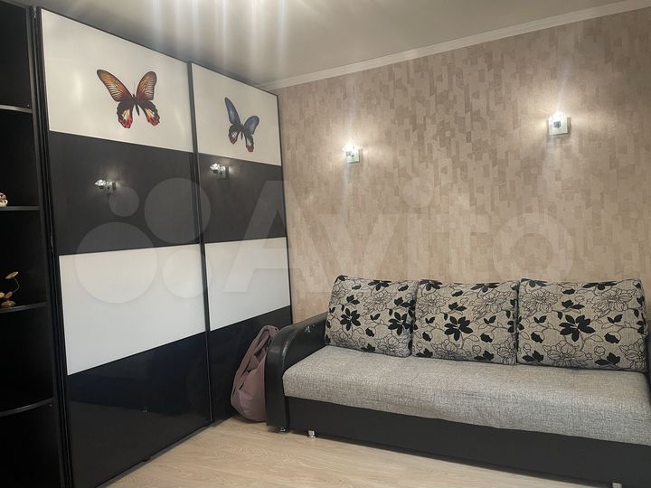 2-к. квартира, 50 м², 10/10 эт.