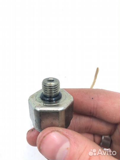 Датчик давления масла АКПП Nissan Murano PNZ50