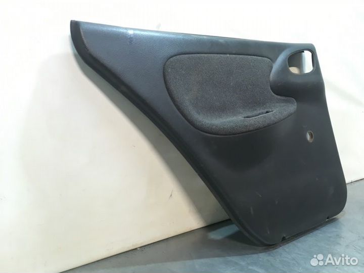 Обшивка двери задняя правая Chevrolet Lanos седан