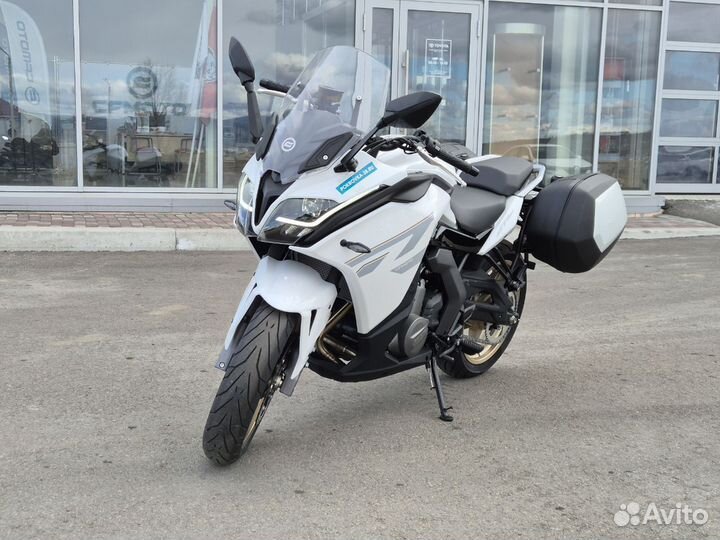 Мотоцикл cfmoto 650GT