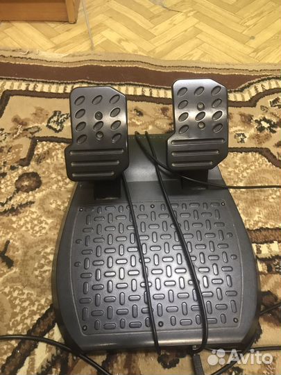 Руль thrustmaster t80