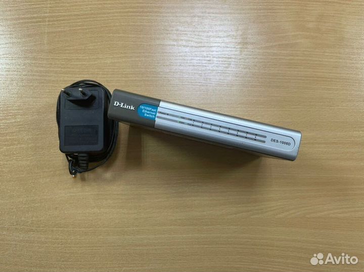 Коммутатор Switch D-Link DES-1008D