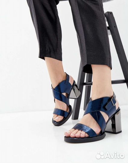 Босоножки Mascotte