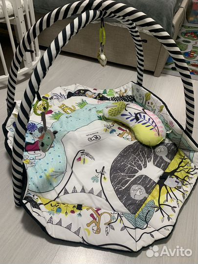 Развивающий коврик