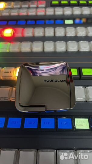 Hourglass румяна euphoric fusion
