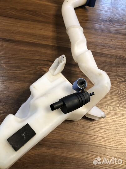 Бачок омывателя VAG Fabia Polo Ibiza