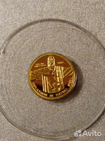 Золотые монеты футбол