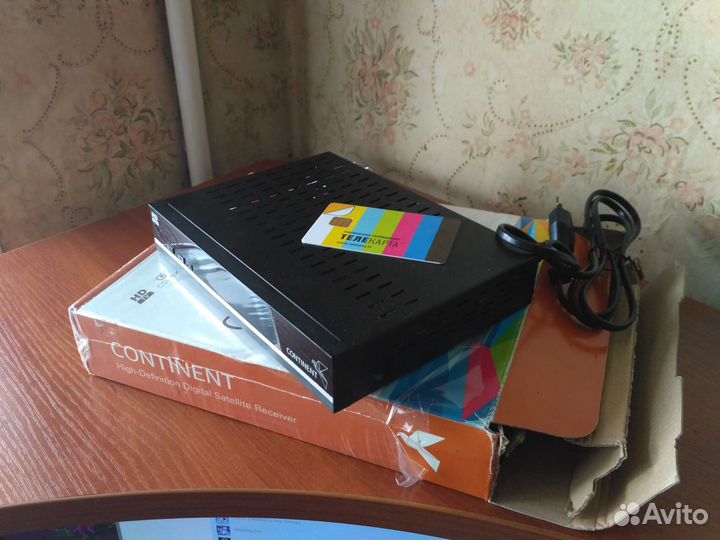 Продаю комплект спутникового телевидения Телекарта