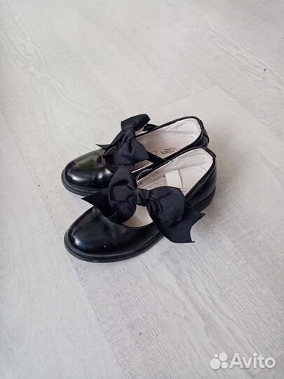 Туфельки школьные futurino 32р
