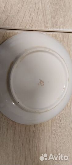 Чайные чашки и блюдце лфз