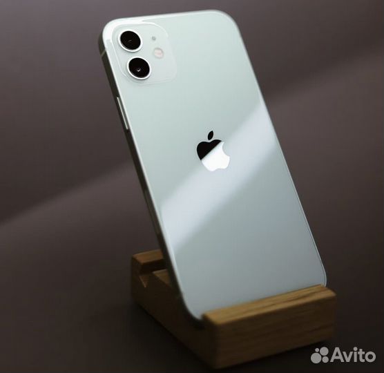 iPhone 12, 64 ГБ