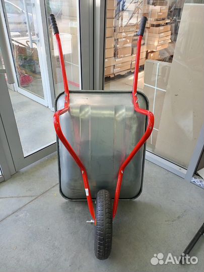 Тачка садовая RedVerg RD-WB100R одноколесная