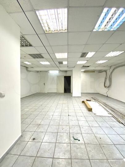 Помещение, 298 м² Самый центр.Высота потолков 3.7