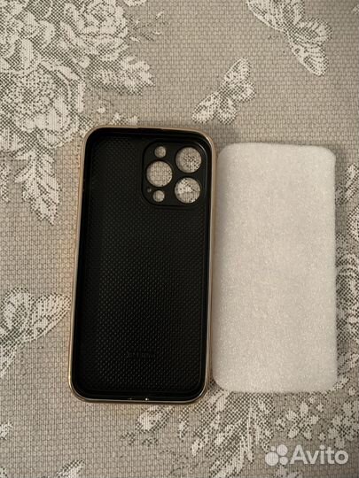 Чехол на iPhone 13 pro