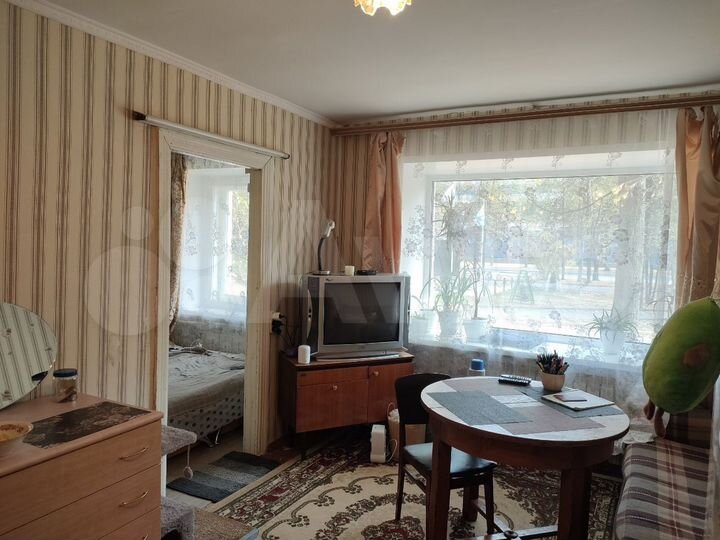 3-к. квартира, 42 м², 1/4 эт.