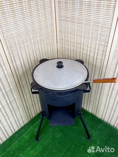 Казан чугунный 12 литров с печкой