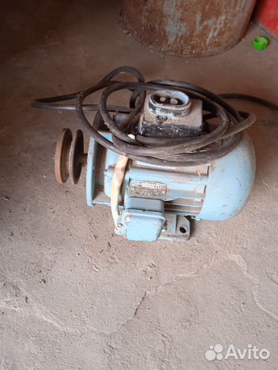 Электродвигатель 220в однофазный