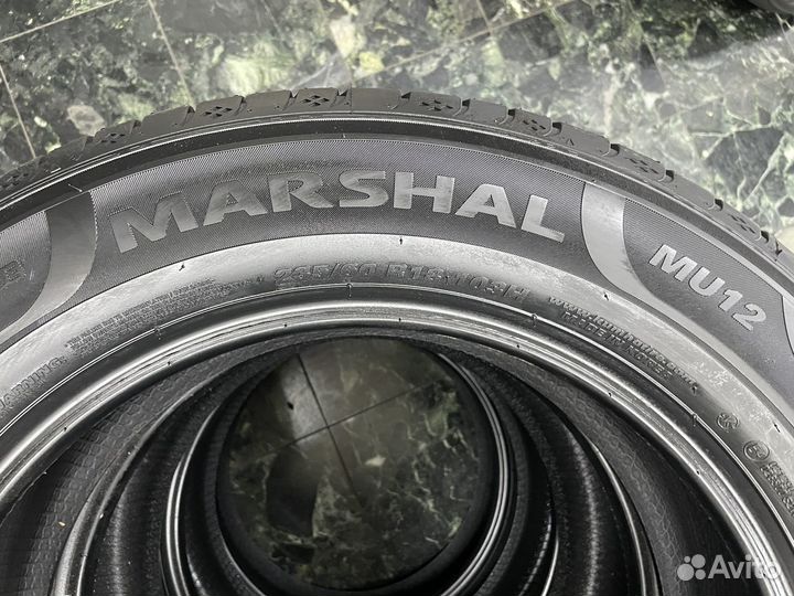 Marshal MU12 235/60 R18 103H