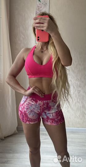 Спортивный костюм для фитнеса