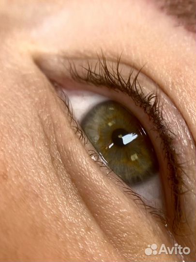 Перманентный макияж бровей, губ и век / татуаж