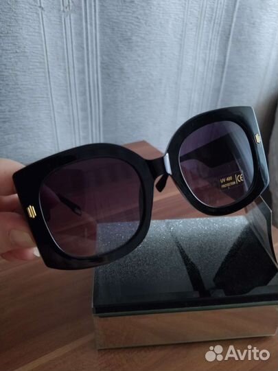 Женские солнцезащитные очки, новые