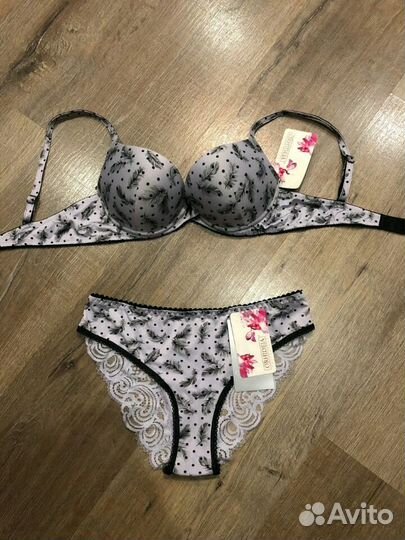 Новый Комплект нижнего белья
